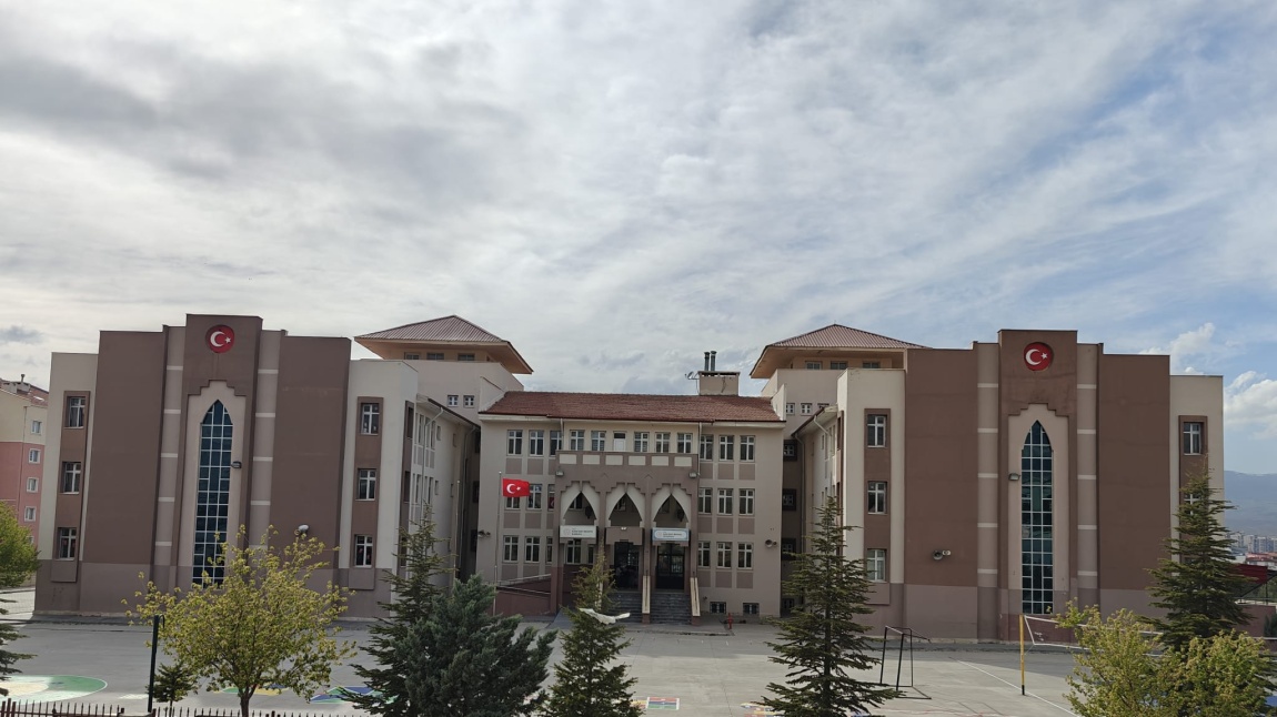 Aliya İzzet Begoviç İlkokulu Fotoğrafı